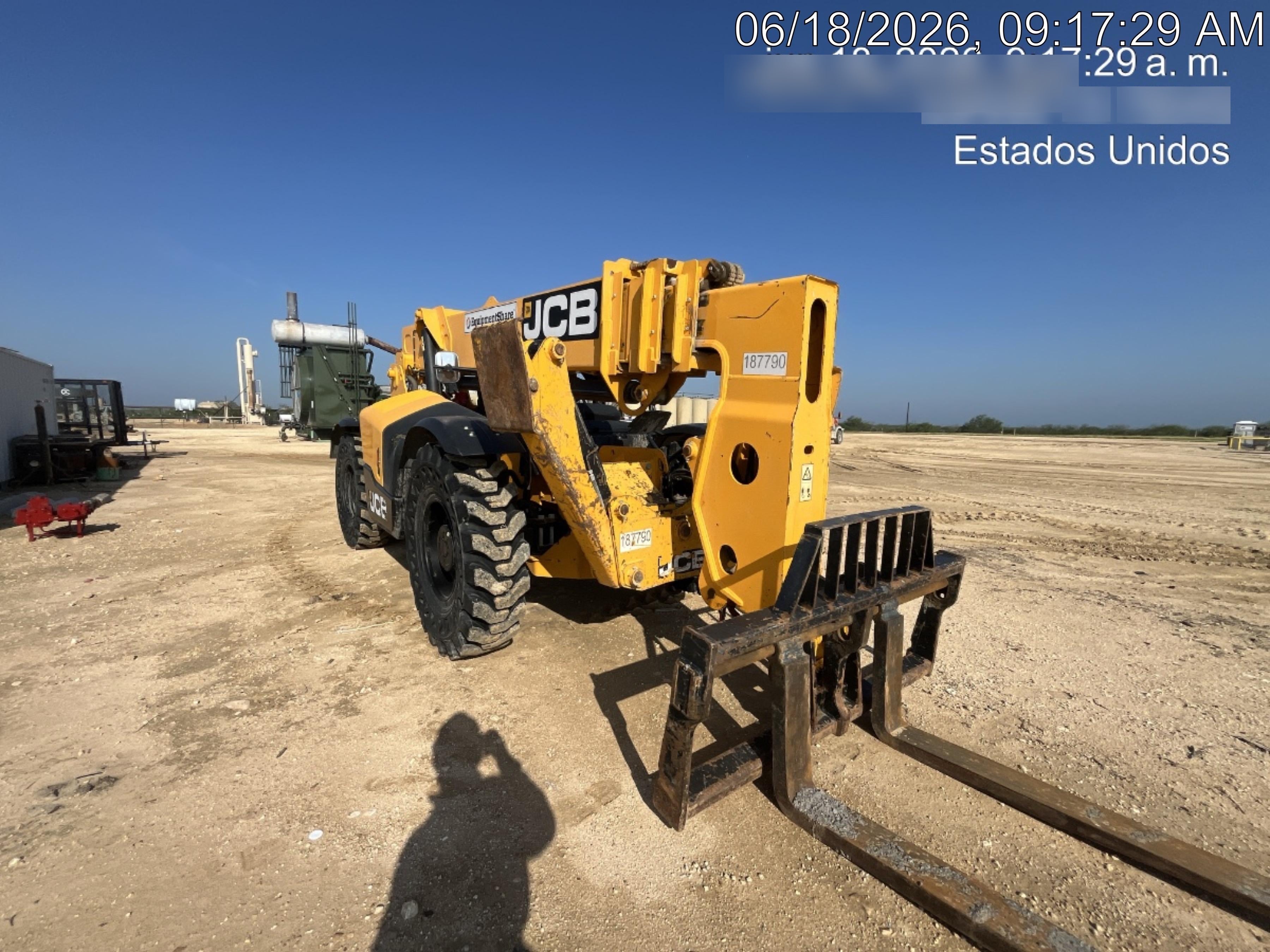 2021 JCB 510-56