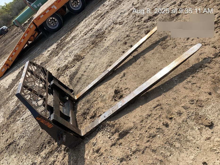 2021 PALADIN 48" Pallet Forks - Paladin