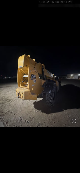 2020 JCB 512-56 Canopy, 74 HP, Solid Tires, STD Worklight, Beacon, Aux Hydraulics, Lifting Eye, Backup Alarm w/66" Carriage, 60" Forks