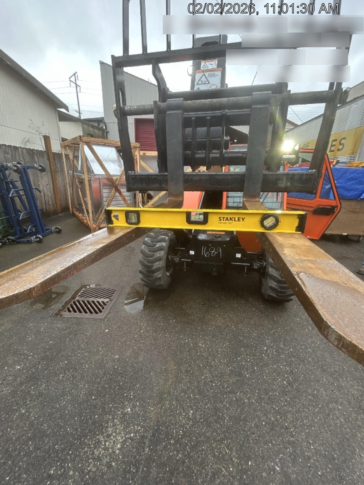 2025 JLG 519