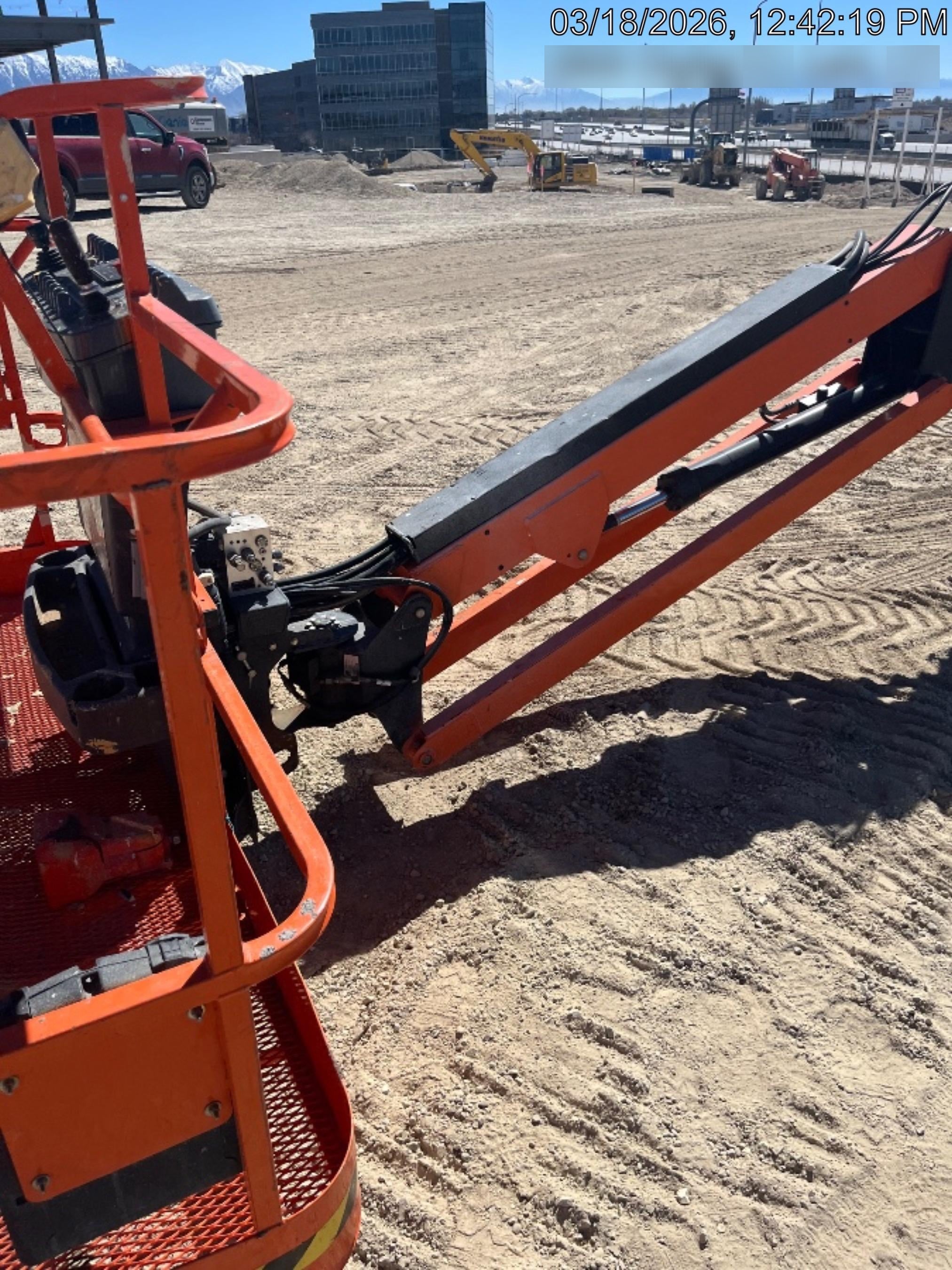 2021 JLG 660SJ