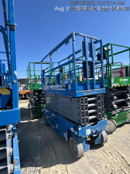 2023 GENIE GS-3232