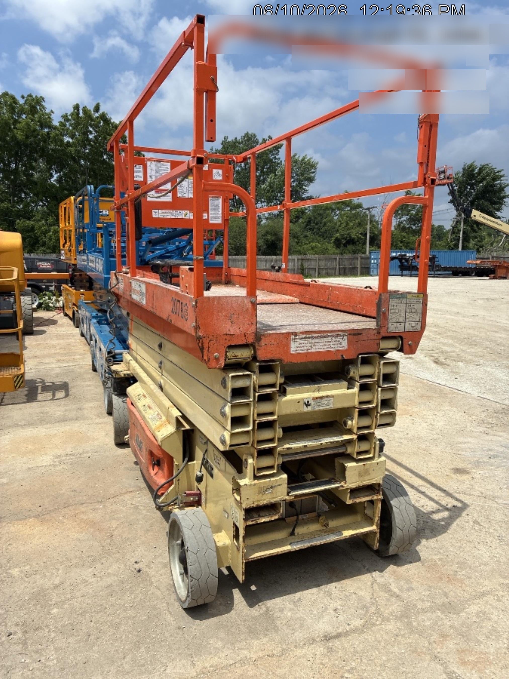 2016 JLG 3246ES JLG 3246ES Scissor Lift