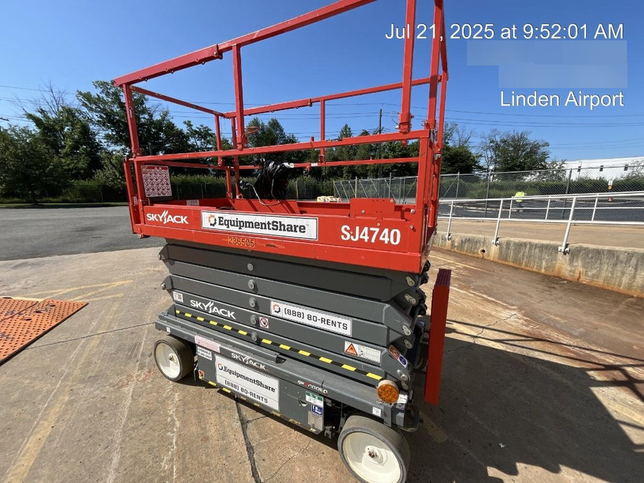 2022 SKYJACK SJ4740