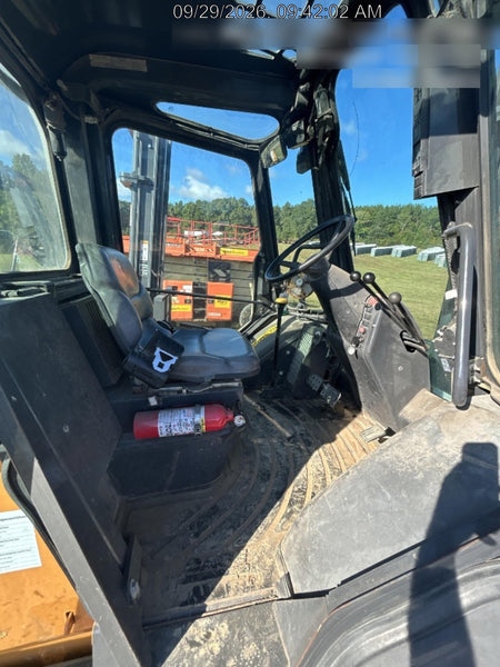 2021 CASE 586H