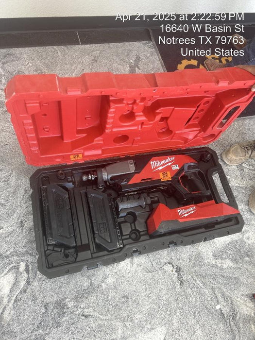 2025 MILWAUKEE MXF301-2CP