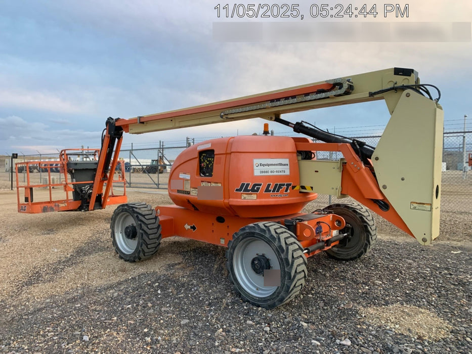 2019 JLG 600AJ