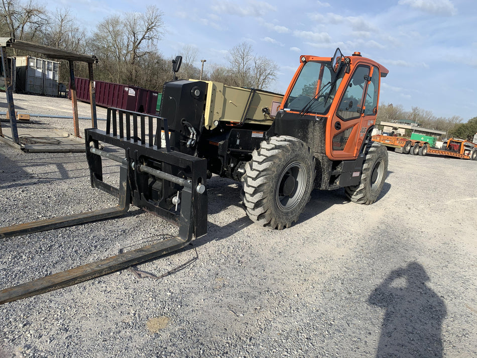 2021 JLG 1732