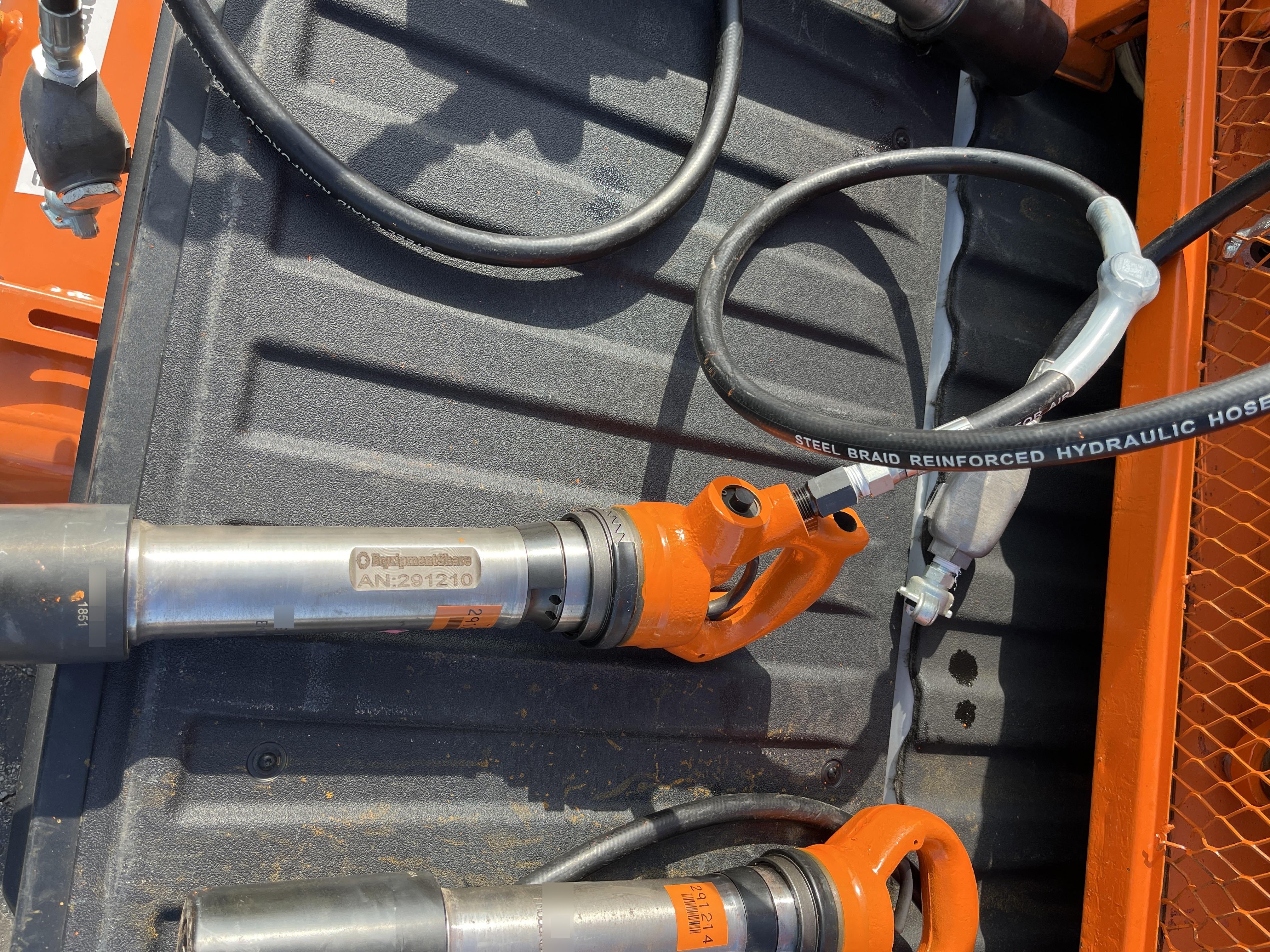 2023 MICHIGAN PNEUMATIC MP-133-ORANGE-NEP