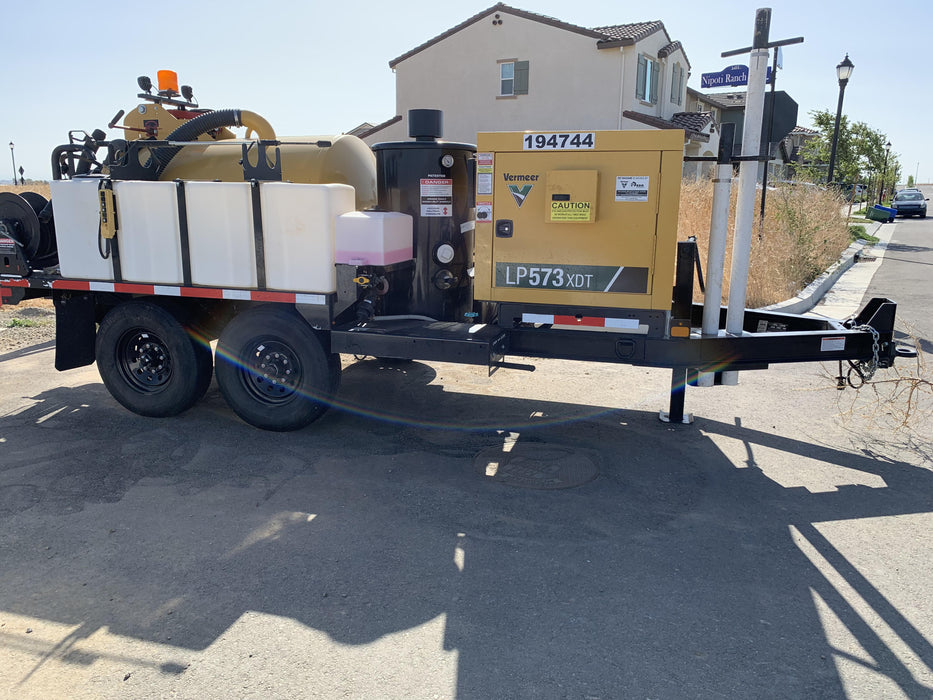 2021 VAC-TRON LP573XDT