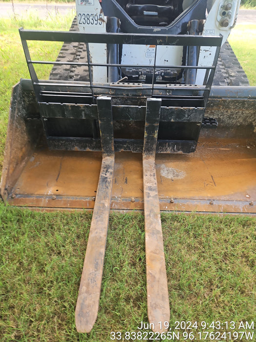 2024 ARROW MATERIAL HANDLING 48" Pallet Forks - Arrow