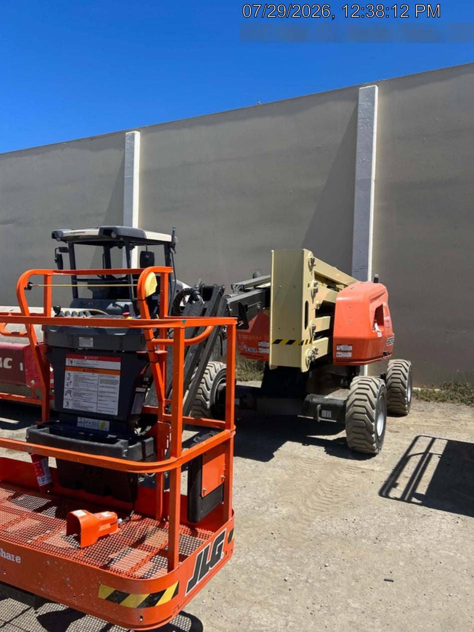 2025 JLG 450AJ