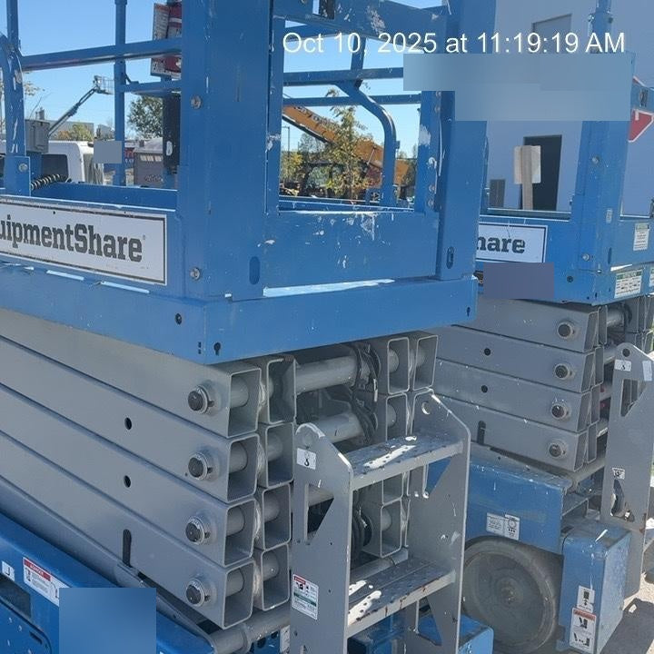 2022 GENIE GS-3232