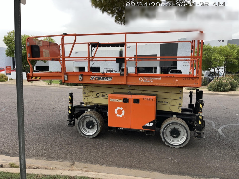 2022 JLG RT3369