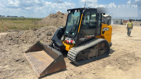 2024 JCB 3TS-8T
