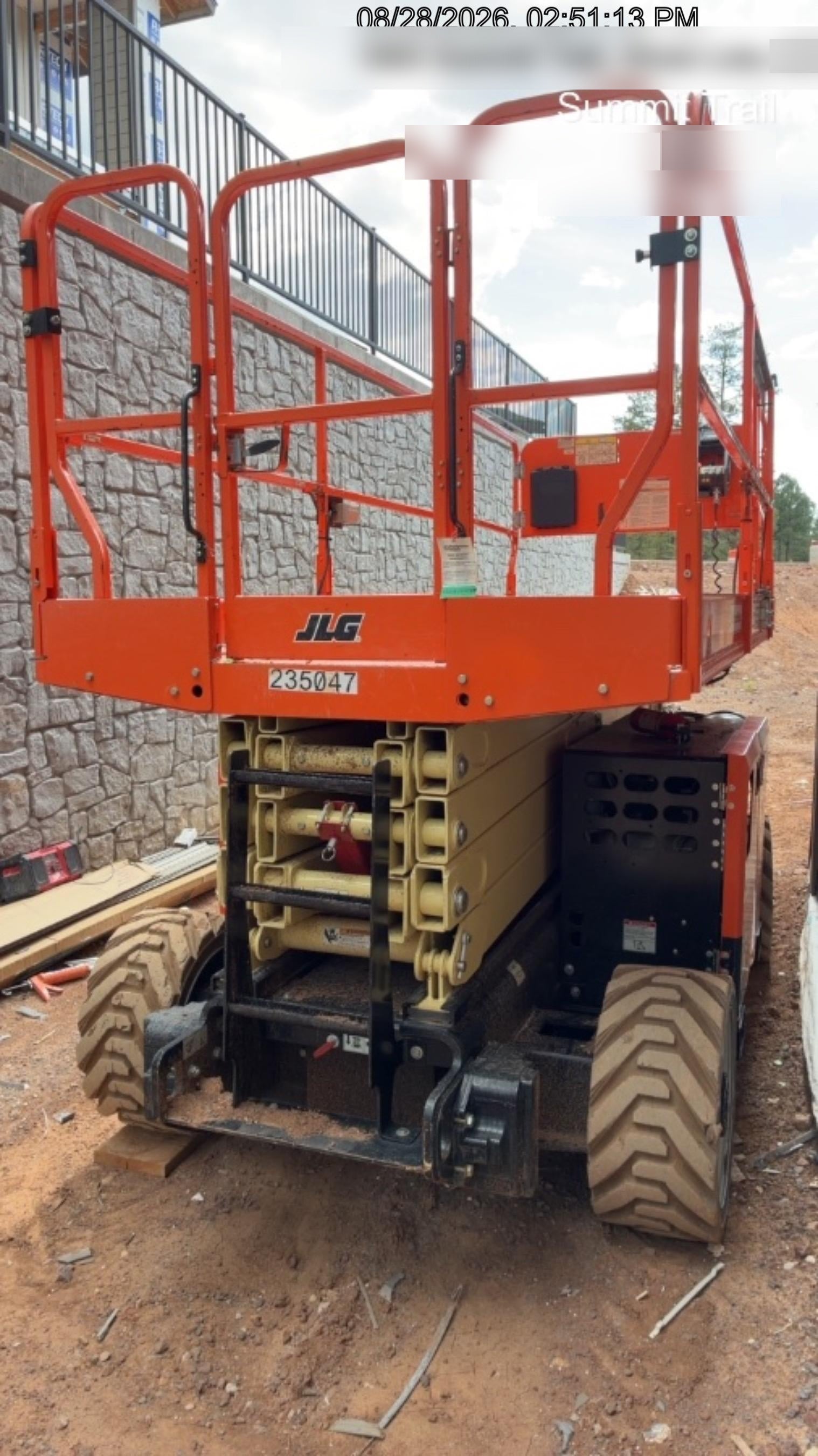 2022 JLG RT4069