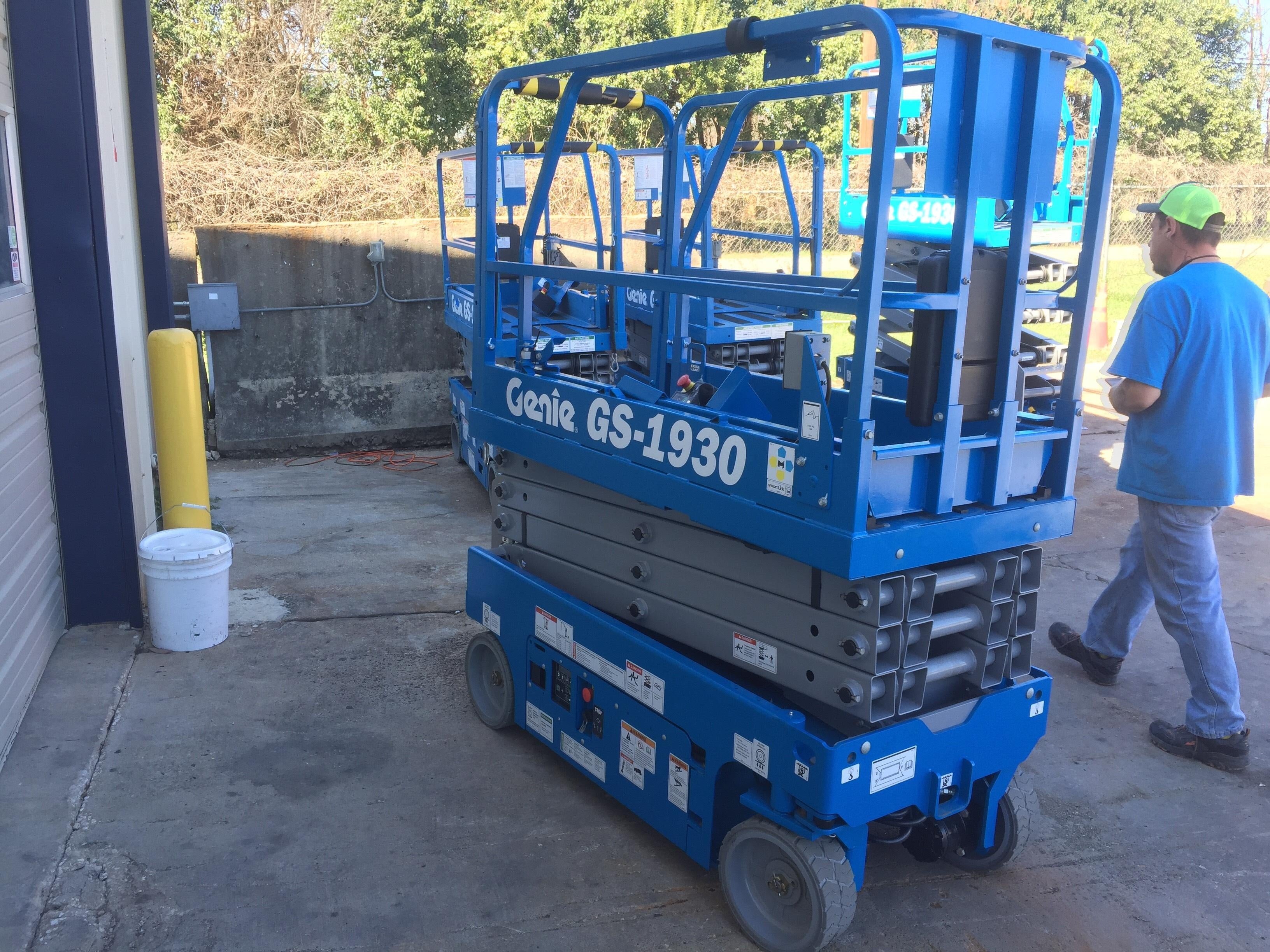 2017 GENIE GS-1930