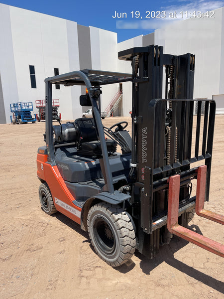 2022 TOYOTA 50-8FGU25