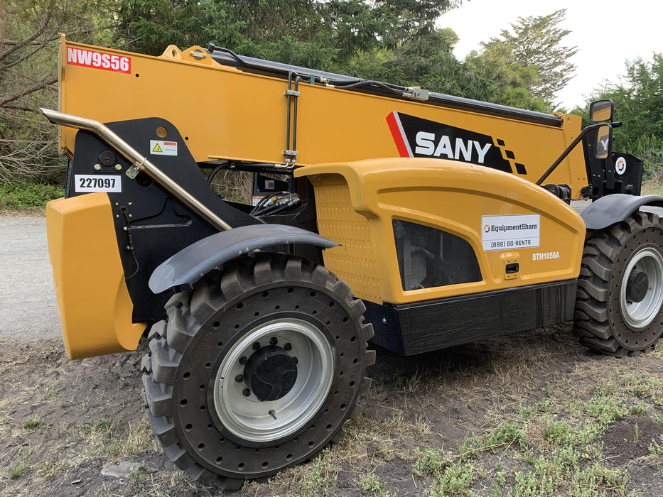 2022 SANY STH1056