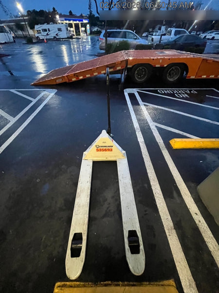 2024 NORTHERN TOOL 4,400 Lb Pallet Jack