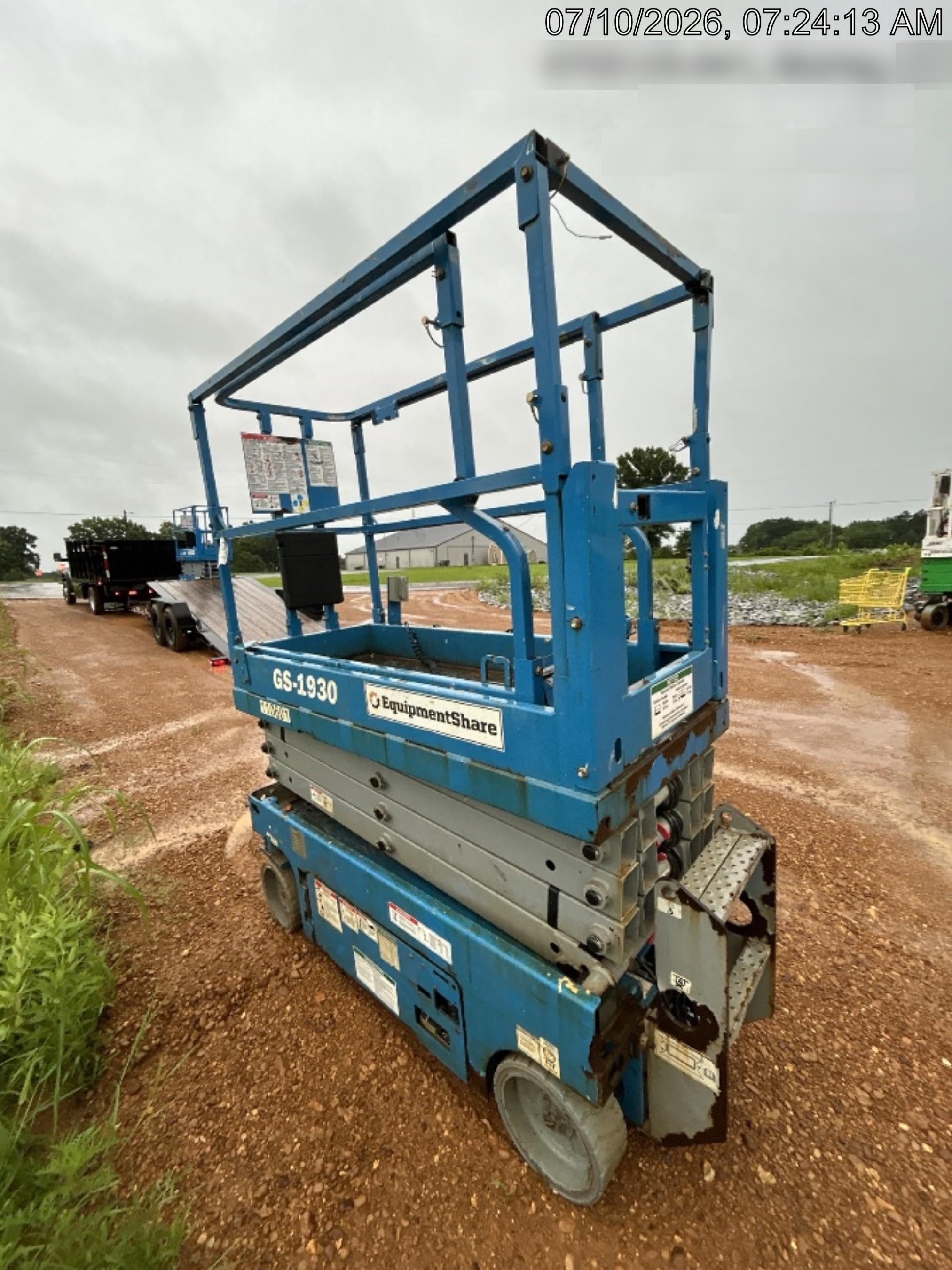 2020 Genie GS-1930 Solid Non Marking Tires, Beacon, Folding rails with half height swing gate