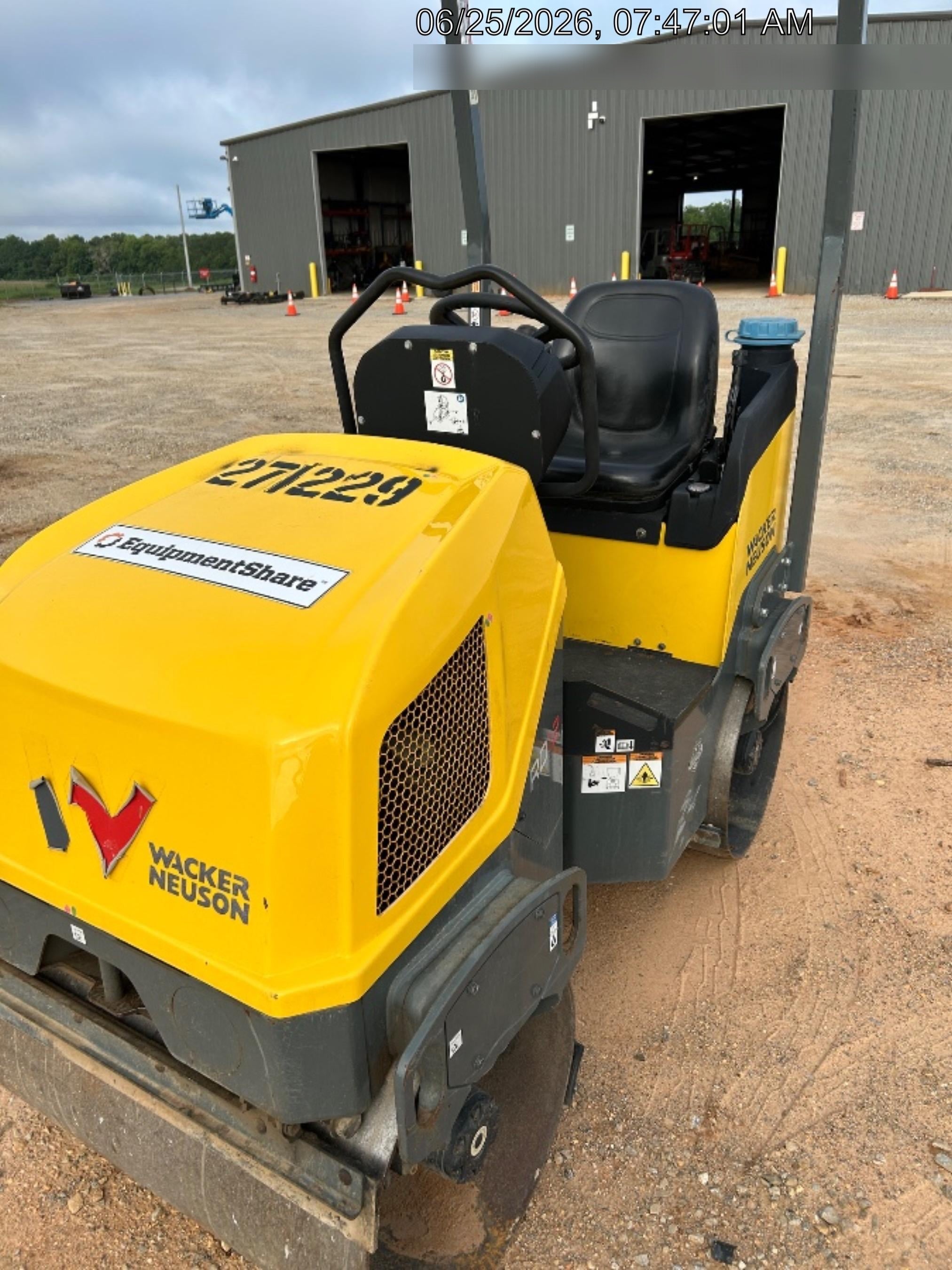 2023 WACKER NEUSON RD12A
