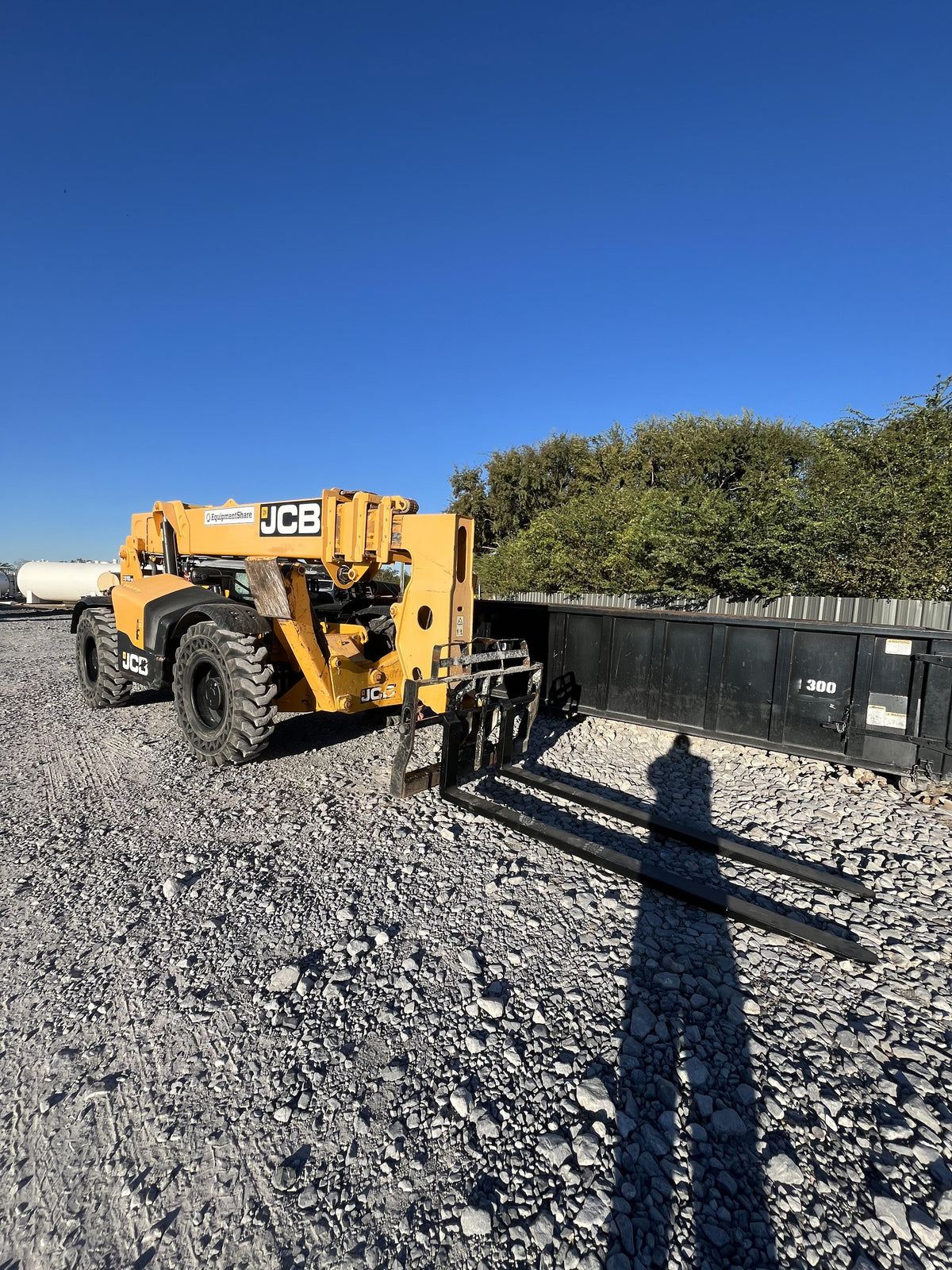 2019 JCB 510-56 Canopy, 74 HP, Solid Tires, STD Worklight, Beacon, Aux Hydraulics, Lifting Eye, Back up Alarm w/66" Carriage/60" Forks