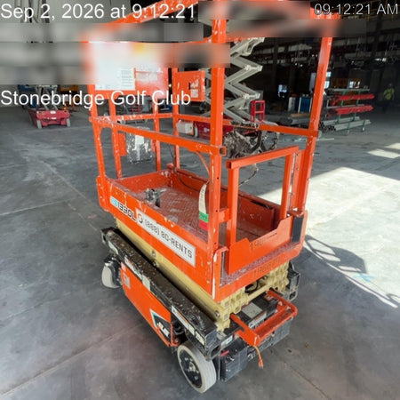 2021 JLG ES1330L
