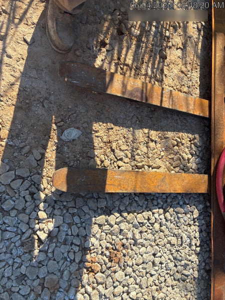 2026 ARROW MATERIAL HANDLING 72" Pallet Forks - Arrow