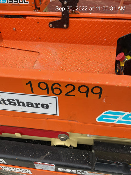 2021 JLG ES1330L