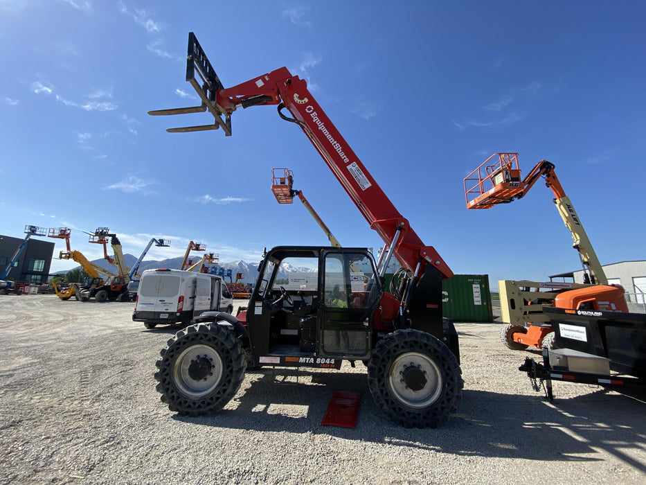 2020 MANITOU MTA8044