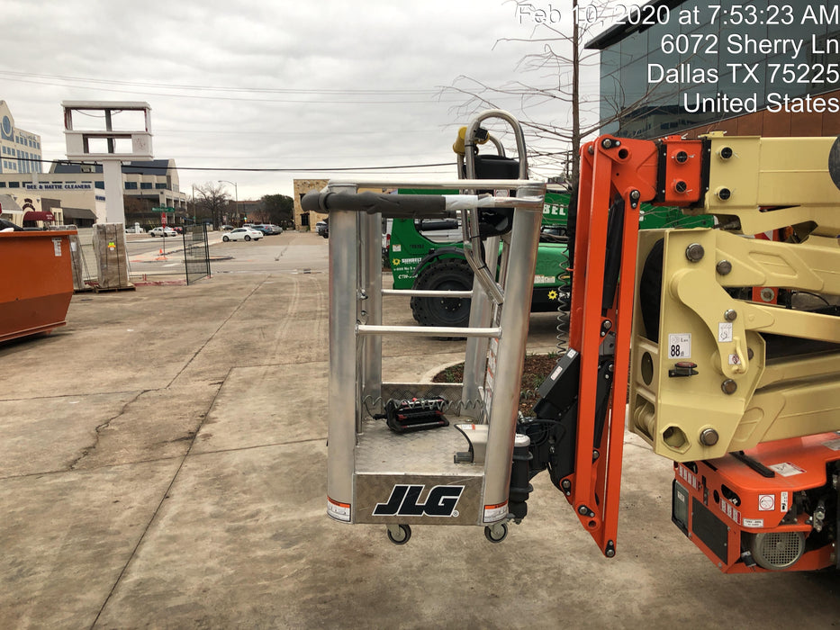 2019 JLG X600AJ