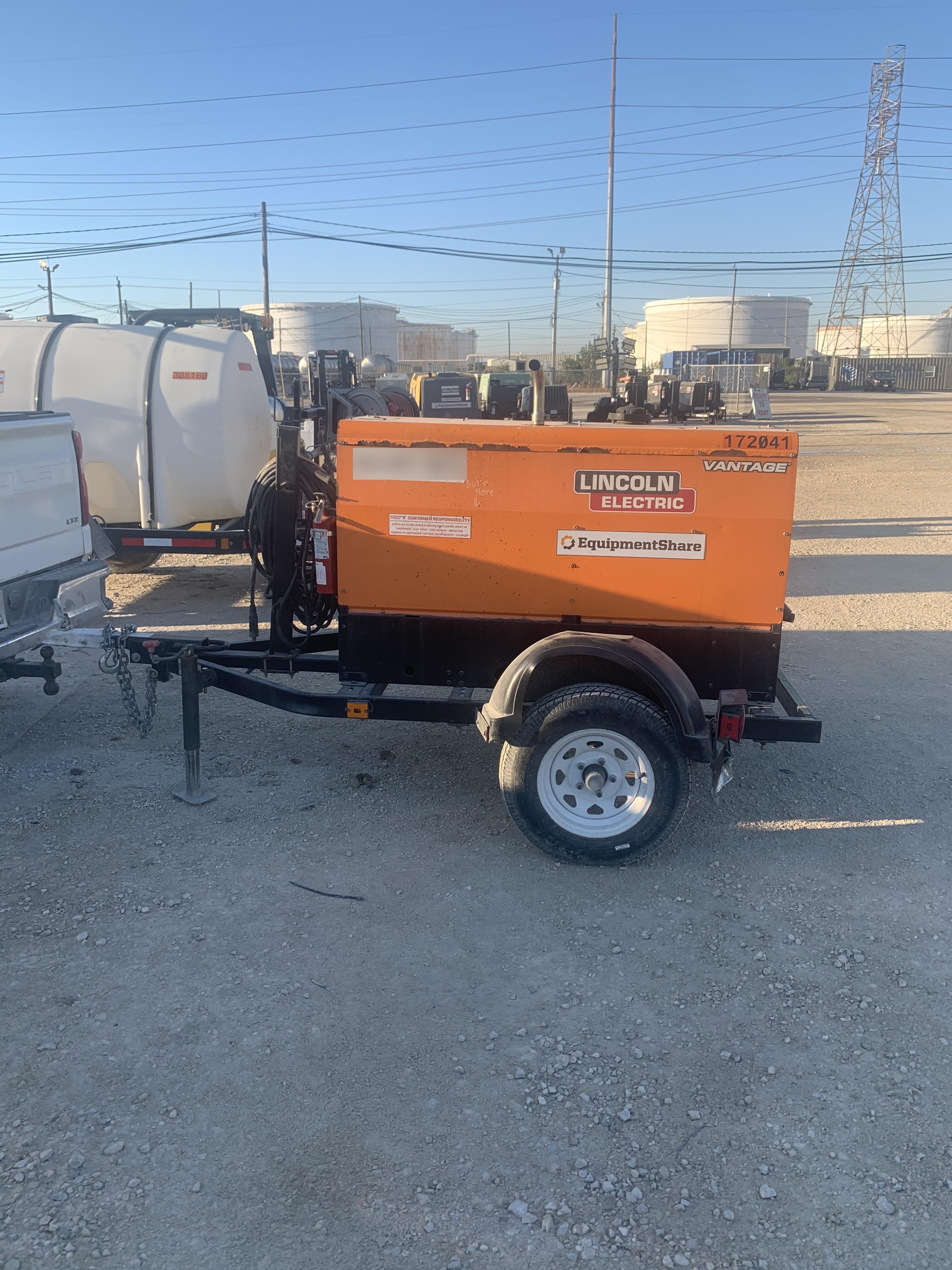 2021 Lincoln Electric Vantage 322 Vantage 322 Ready Pak 3 w/ Decals, ORANGE (includes trailer, cable rack, fender light kit) NO Telematics