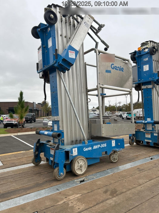 2019 GENIE AWP-30S