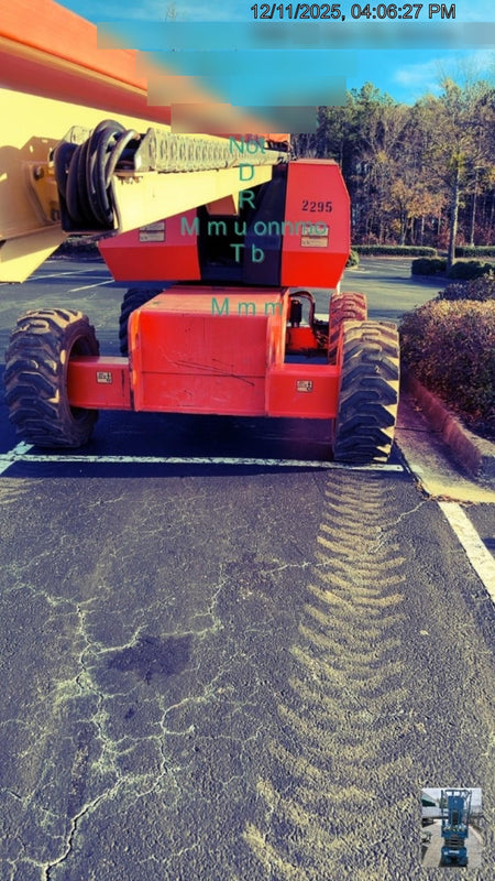 2016 JLG 660SJ