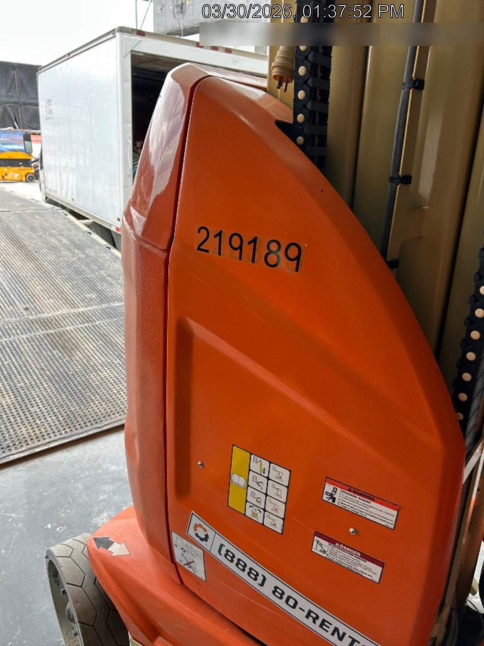 2022 JLG 26E