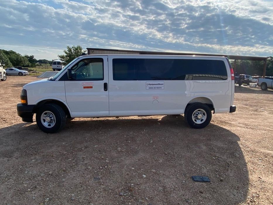 2025 CHEVROLET Express Van - Rental