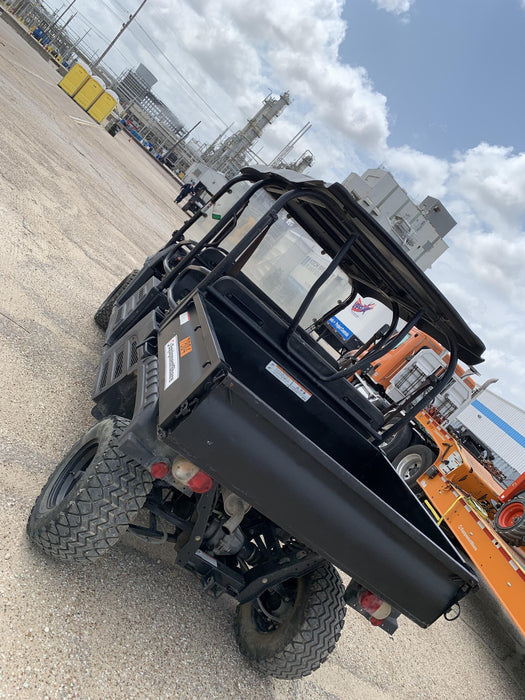 2018 Cushman Hauler 4x4 Crew Cushman Hauler 4X4 Crew Utility Vehicle w/Skid Plate, Amber Strobe