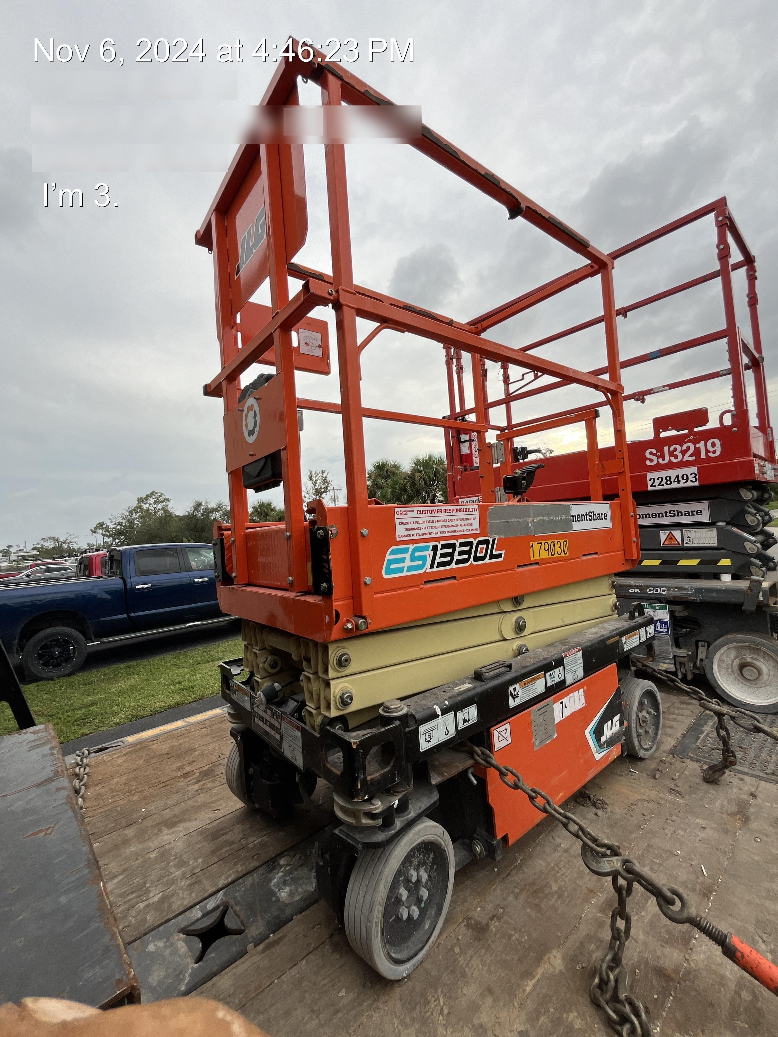 2021 JLG ES1330L