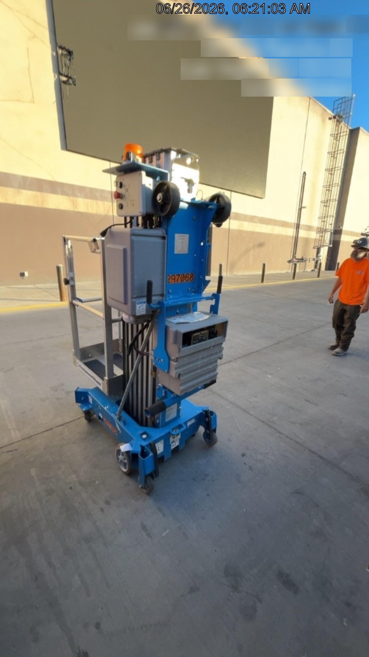 2023 GENIE AWP-30S DC