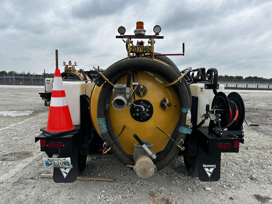 2022 VAC-TRON LP573XDT