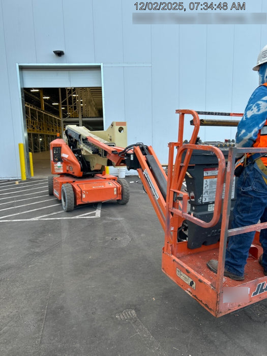 2019 JLG E400AJPN