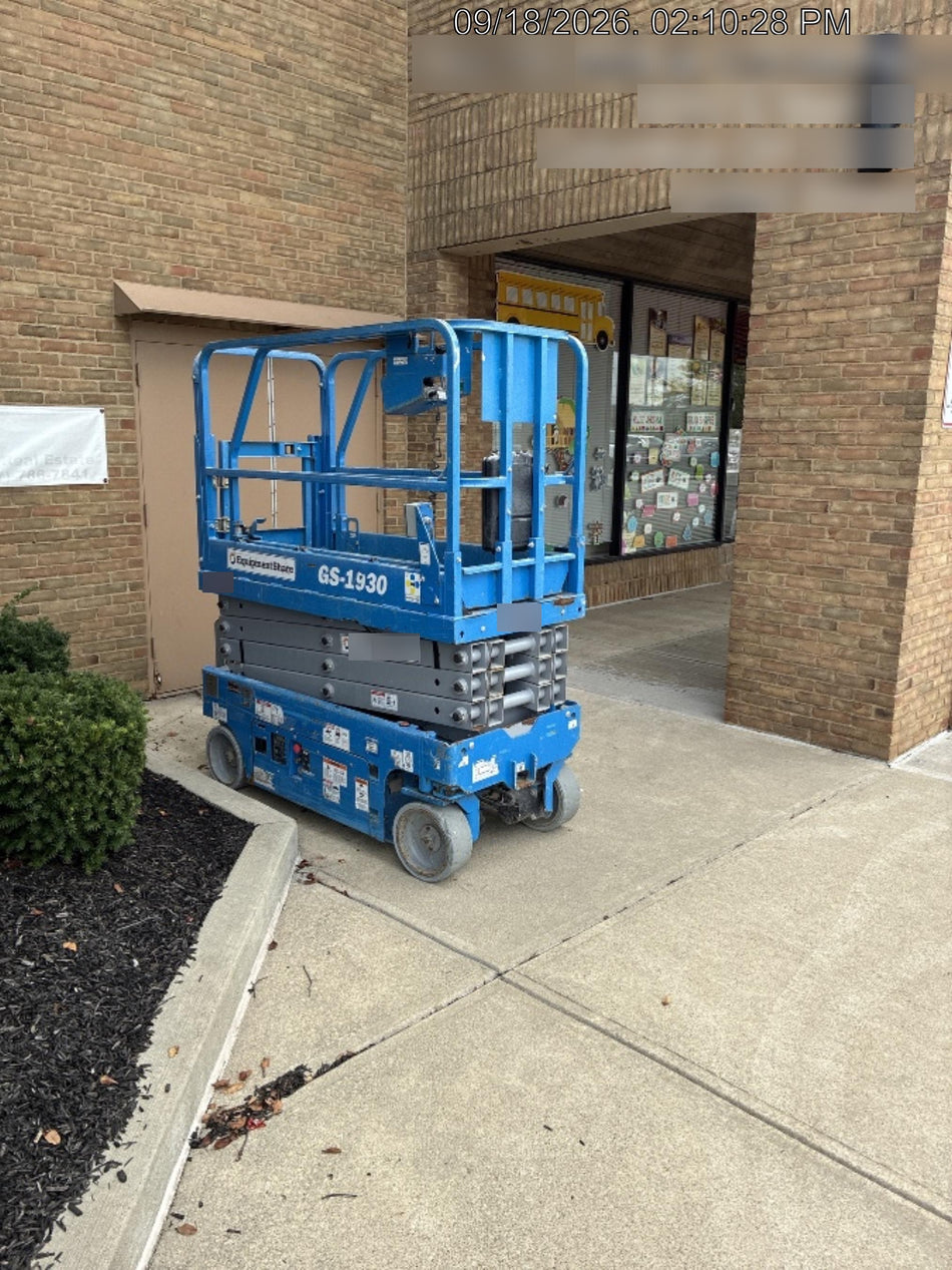 2020 Genie GS-1930 Solid Non Marking Tires, Beacon, Folding rails with half height swing gate