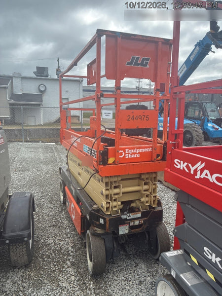 2022 JLG ES2632