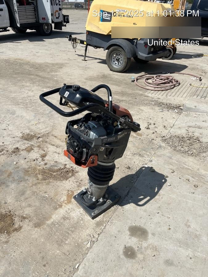 2025 HUSQVARNA LT6005
