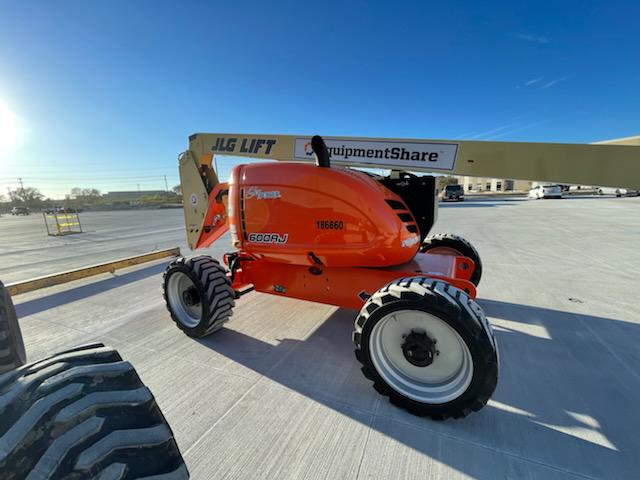 2021 JLG 600AJ