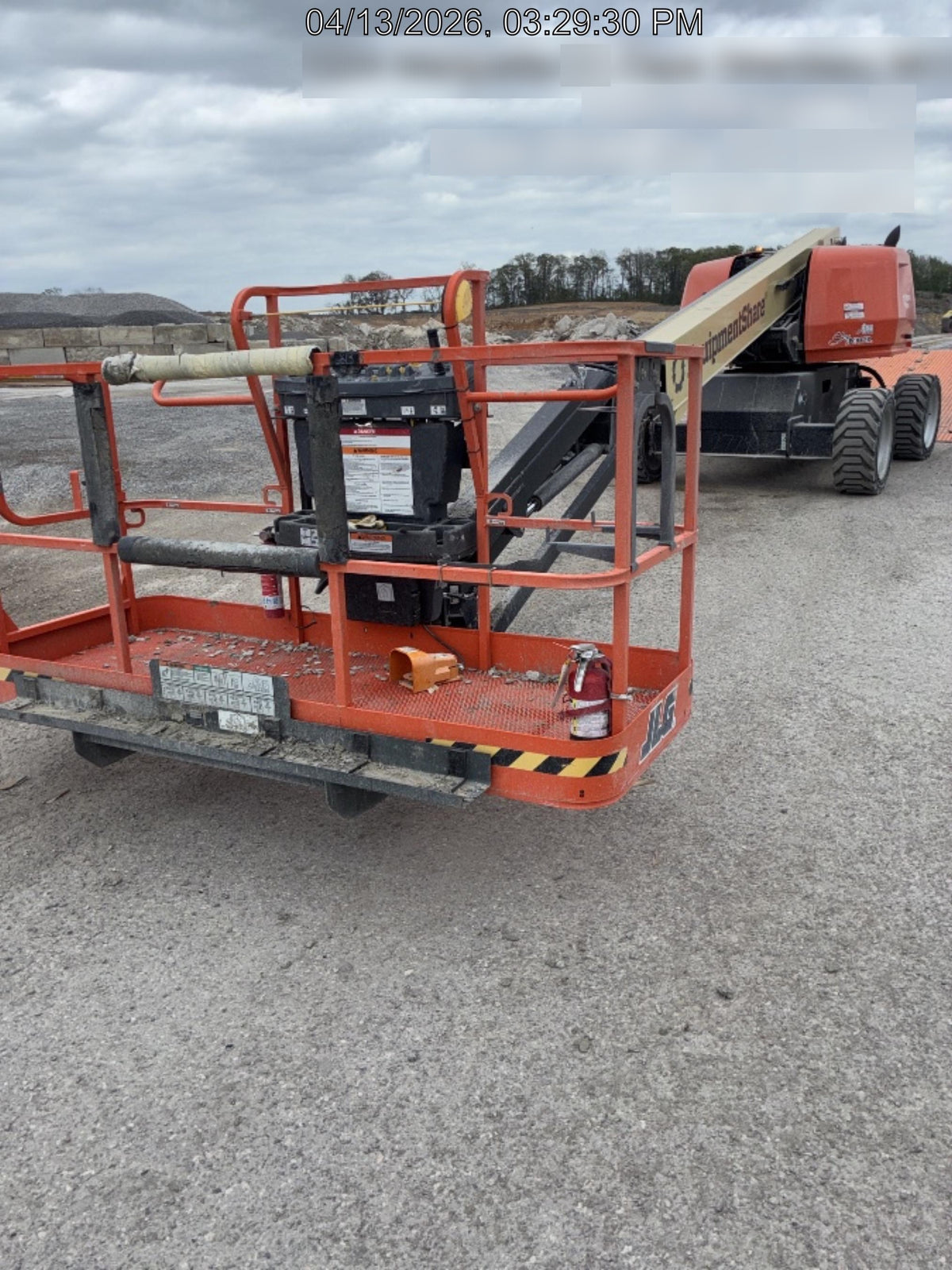 2025 JLG 660SJ