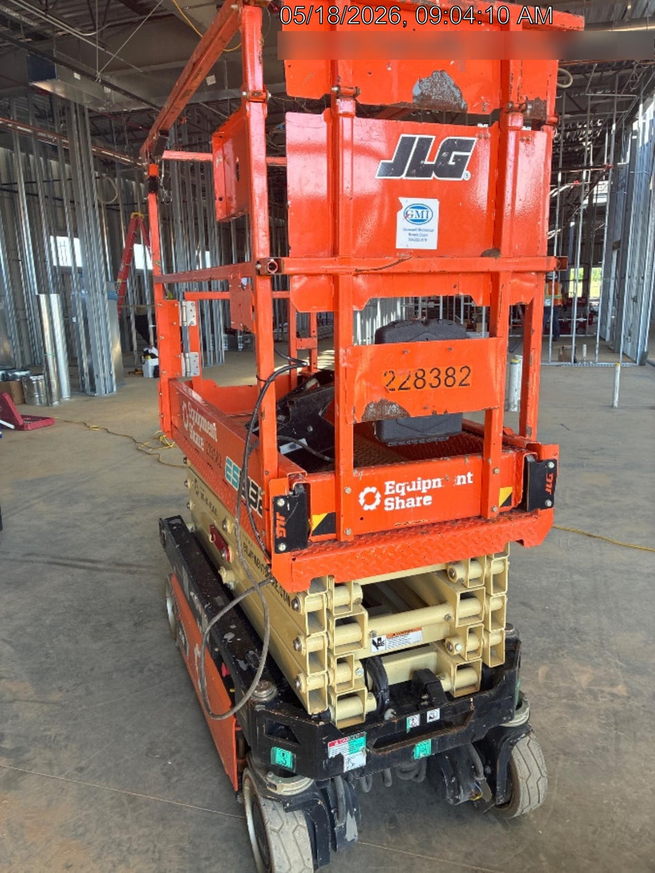 2022 JLG ES1932