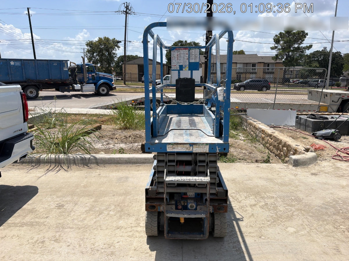 2019 Genie GS-1930 Fixed Rails with Chain Entry