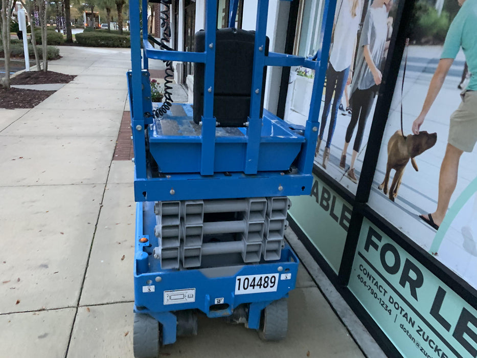 2020 Genie GS-1930 Fixed rails with chain entry gate - Pre A92.20